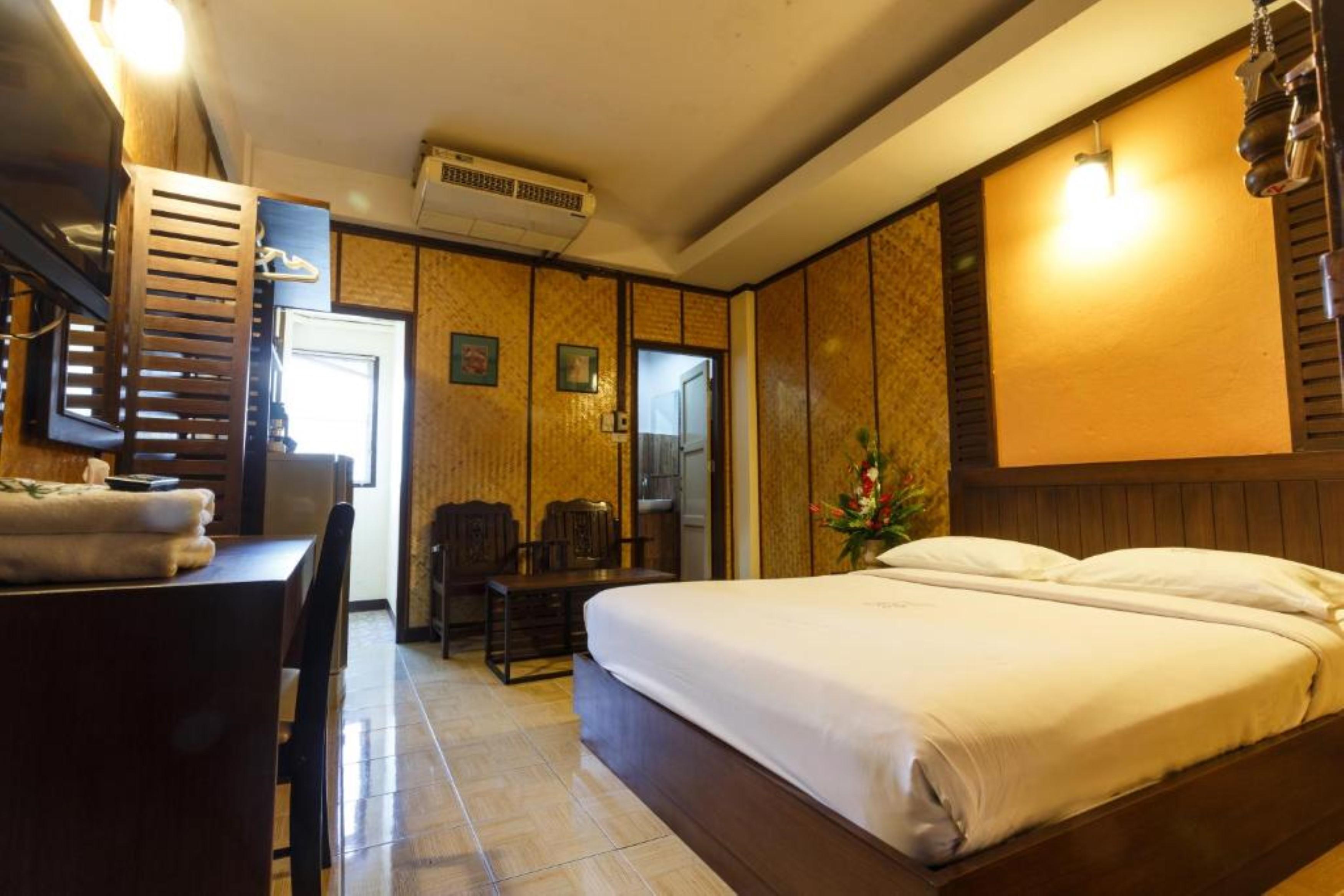 Luck Thai Hotel Chiang Mai Exteriör bild