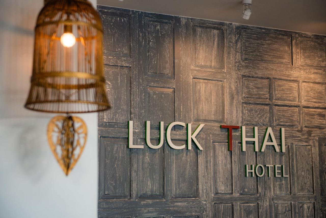 Luck Thai Hotel Chiang Mai Exteriör bild